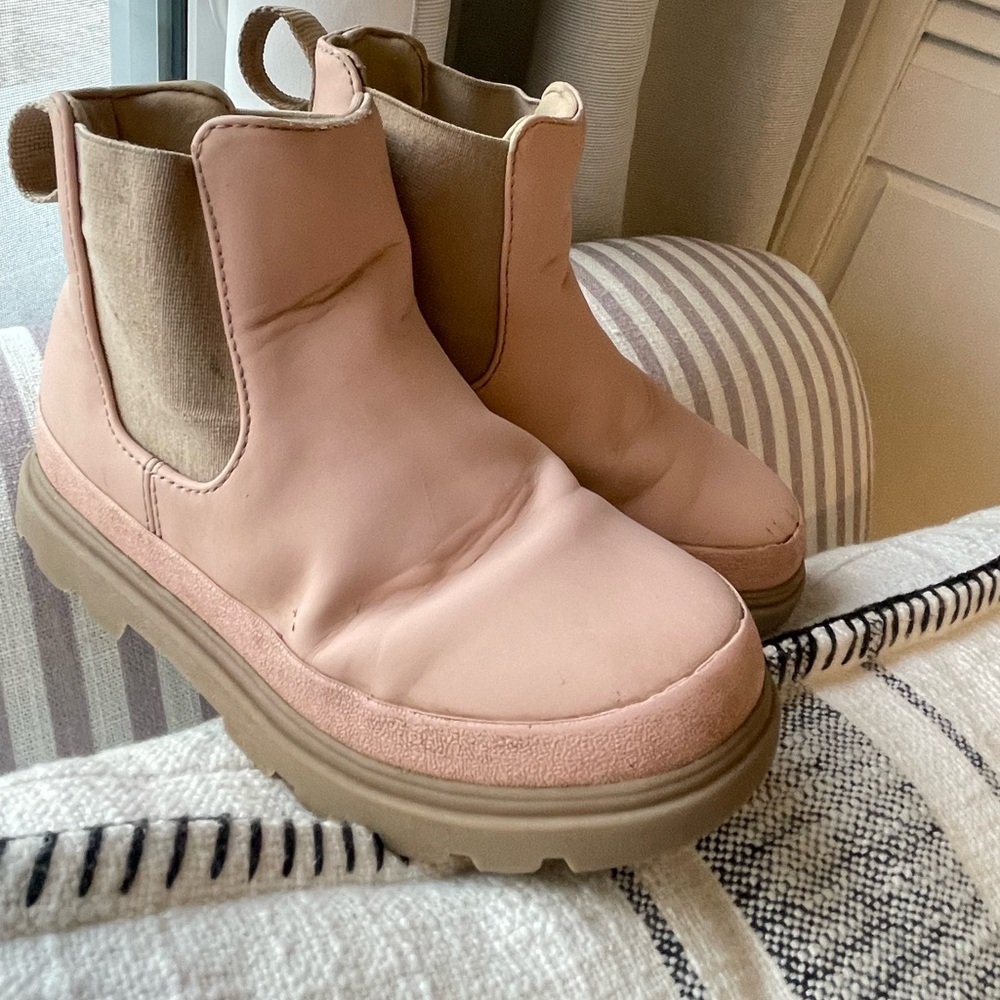 C13 native Kensington boots